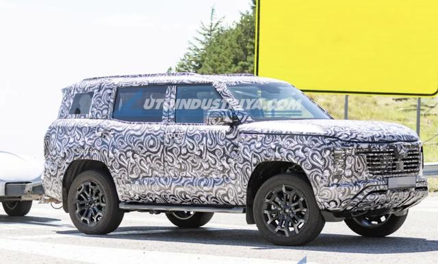 Mitsubishi sắp 'hồi sinh' mẫu SUV 'nồi đồng cối đá' Pajero- Ảnh 2. Mitsubishi sắp 'hồi sinh' mẫu SUV 'nồi đồng cối đá' Pajero- Ảnh 2.