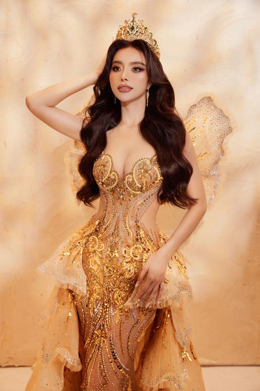 Vẻ ngoài nóng bỏng của đương kim Hoa hậu Hòa bình Quốc tế - Ảnh 7.