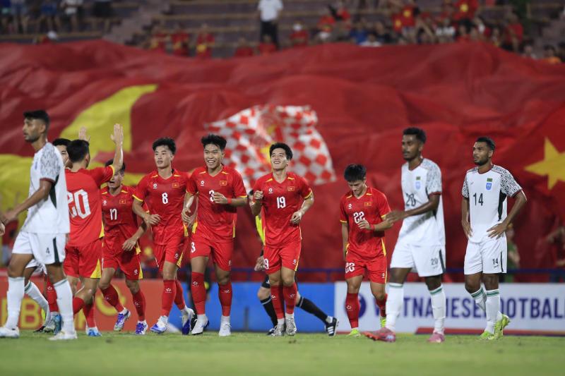 ‘Cánh chim lạ’ Nguyễn Vadim khoác áo U.23 Việt Nam, thầy Kim không dẫn dắt trận gặp Qatar: Tại sao?- Ảnh 3. ‘Cánh chim lạ’ Nguyễn Vadim khoác áo U.23 Việt Nam, thầy Kim không dẫn dắt trận gặp Qatar: Tại sao?- Ảnh 3.