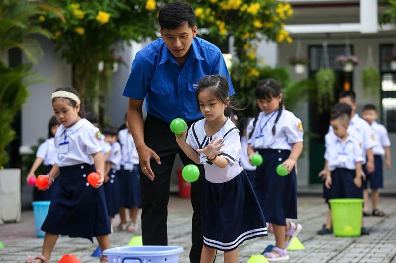 Bao giờ tầm vóc người Việt Nam được cải thiện: Thiếu kinh phí nghiêm trọng- Ảnh 1. Bao giờ tầm vóc người Việt Nam được cải thiện: Thiếu kinh phí nghiêm trọng- Ảnh 1.