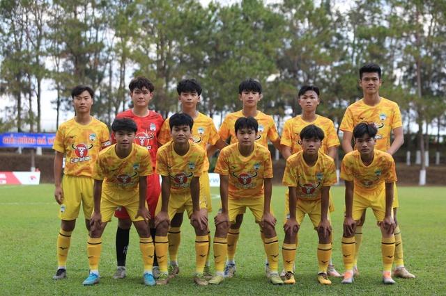 Chuyện chưa kể về 'cây sào' Quang Kiệt cao gần 2 m của đội tuyển Việt Nam- Ảnh 2. Chuyện chưa kể về 'cây sào' Quang Kiệt cao gần 2 m của đội tuyển Việt Nam- Ảnh 2.