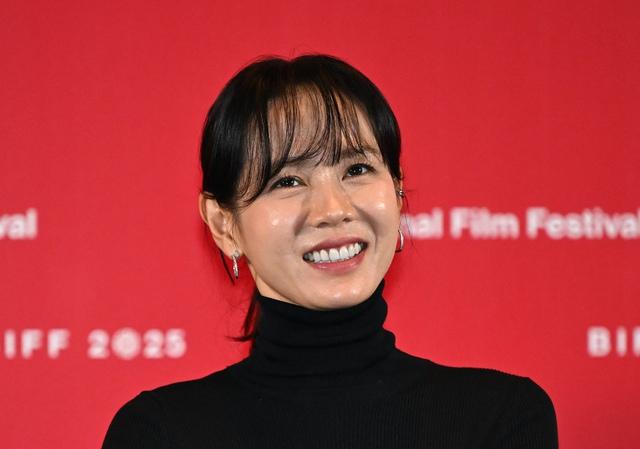 Son Ye Jin kể nỗi bất an sau khi cưới Hyun Bin, sinh con - Ảnh 1.