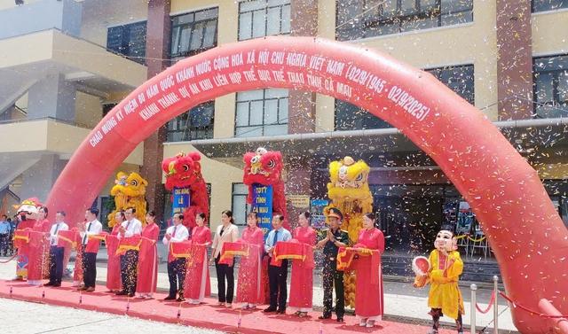 Cà Mau: Khánh thành Khu liên hợp TDTT có tổng vốn đầu tư hơn 367 tỉ đồng- Ảnh 2. Cà Mau: Khánh thành Khu liên hợp TDTT có tổng vốn đầu tư hơn 367 tỉ đồng- Ảnh 2.
