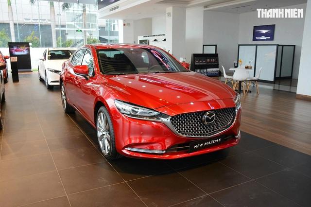 Sedan hạng D: Toyota Camry cũng mất dần phong độ, Mazda6 tiếp tục “mất tích” - Ảnh 3.