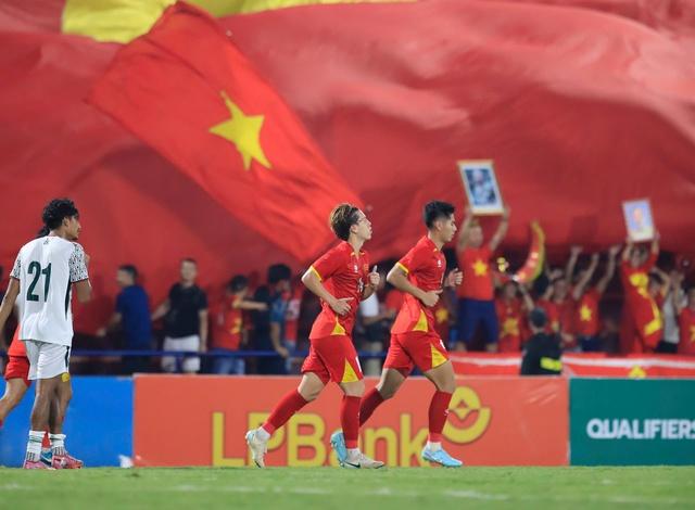 Báo chí Bangladesh ca ngợi U.23 Việt Nam tài năng, âu lo khi HLV bị ốm- Ảnh 2. Báo chí Bangladesh ca ngợi U.23 Việt Nam tài năng, âu lo khi HLV bị ốm- Ảnh 2.