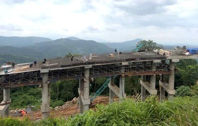 Cán bộ, viên chức Lâm Đồng gian nan vì kết nối giao thông yếu kém- Ảnh 2. Cán bộ, viên chức Lâm Đồng gian nan vì kết nối giao thông yếu kém- Ảnh 2.
