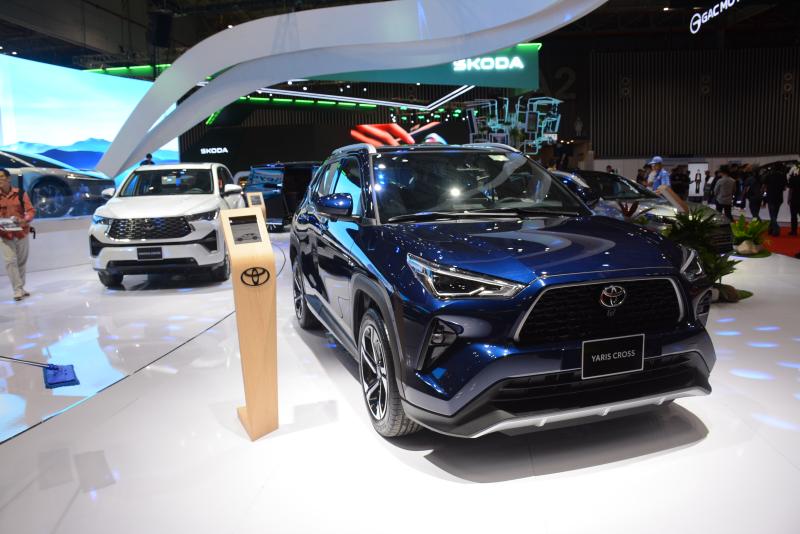 10 ô tô động cơ xăng, dầu bán chạy nhất tháng 8.2025: Xe Toyota áp đảo - Ảnh 6.