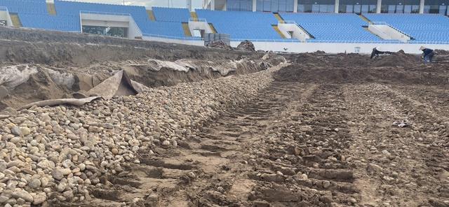 Mặt sân Mỹ Đình được cấp 10 tỉ đồng làm mới hoàn toàn: Giải ngân đợt 1 là…- Ảnh 7. Mặt sân Mỹ Đình được cấp 10 tỉ đồng làm mới hoàn toàn: Giải ngân đợt 1 là…- Ảnh 7.