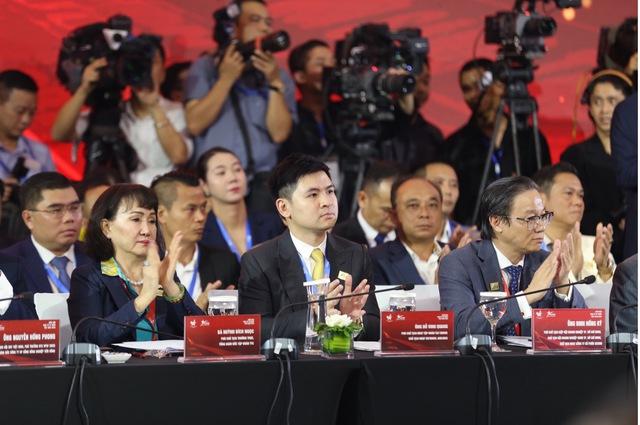 T&T Group đề xuất nhóm kiến nghị tại Diễn đàn kinh tế tư nhân Việt Nam 2025 - Ảnh 2. T&T Group đề xuất nhóm kiến nghị tại Diễn đàn kinh tế tư nhân Việt Nam 2025 - Ảnh 2.