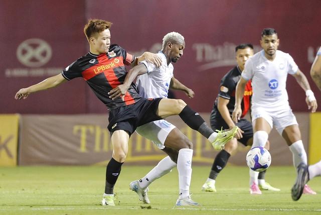 CLB Ninh Bình bất ngờ bay cao ở V-League- Ảnh 1. CLB Ninh Bình bất ngờ bay cao ở V-League- Ảnh 1.