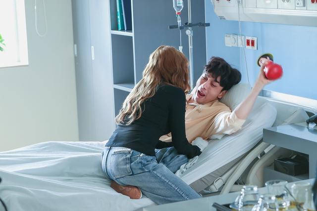 Thuận Nguyễn tranh cãi kịch liệt, bị Lê Khánh 'tát thẳng tay' trong phim mới - Ảnh 3.