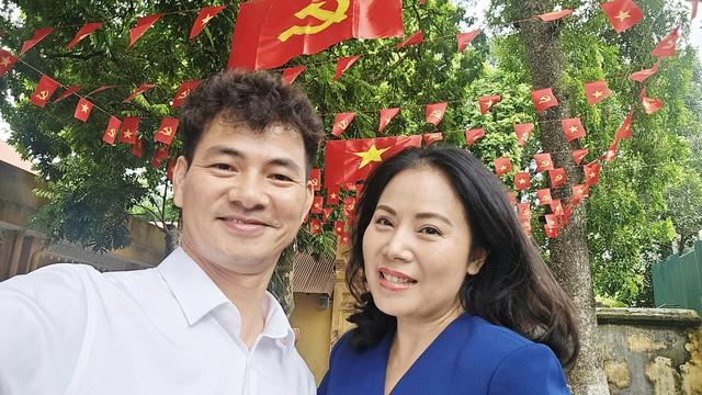 - Ảnh 1. NSND Xuân Bắc hội ngộ 'vợ ba' Hồng trong 'Sóng ở đáy sông' sau 25 năm - Ảnh 1.