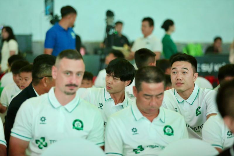 Xuân Trường lần đầu nói lời gan ruột về Công Phượng, Minh Vương: Muốn Trường Tươi Đồng Nai chiến thắng!- Ảnh 2. Xuân Trường lần đầu nói lời gan ruột về Công Phượng, Minh Vương: Muốn Trường Tươi Đồng Nai chiến thắng!- Ảnh 2.