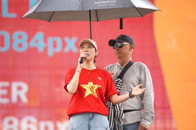 Tùng Yuki: Tôi tức khi bị xuyên tạc mối quan hệ với Mỹ Tâm - Ảnh 2.