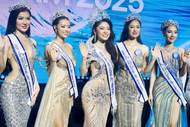 Nữ du học sinh giành vương miện Hoa hậu Đại dương Việt Nam 2025 - Ảnh 4.