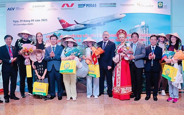 Hơn 30 chuyến bay đưa khách Nga đến Khánh Hòa mỗi tuần, du lịch khởi sắc- Ảnh 1.