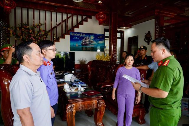 - Ảnh 1. Quảng Ngãi: Khởi tố, bắt tạm giam nữ giám đốc Công ty Lý Tuấn - Ảnh 1.