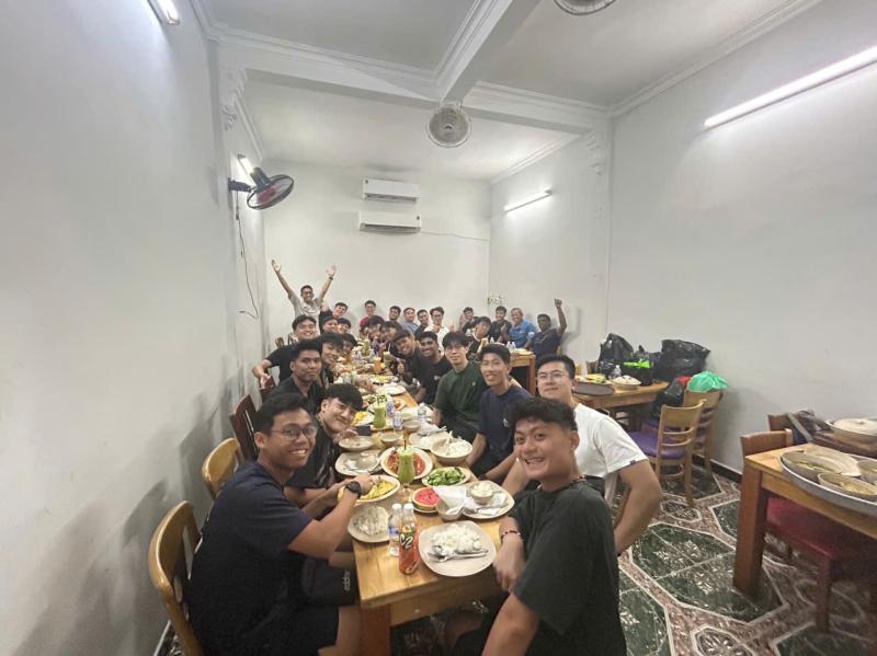 Ngày mai rời xa TP.HCM, các cầu thủ hẳn nhớ mãi những hình ảnh này- Ảnh 13.