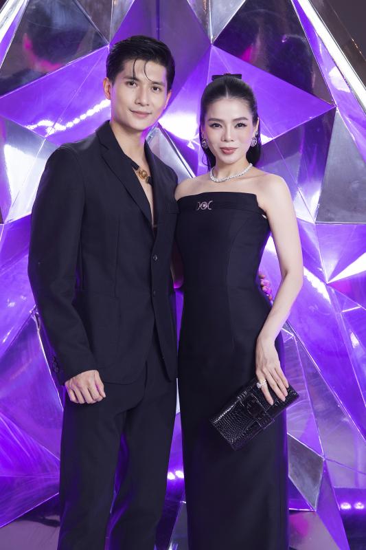 Nhã Phương diện đầm ôm sát khoe dáng quyến rũ tại sự kiện - Ảnh 5.