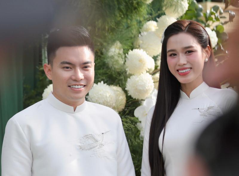 Rạp cưới 'khủng' của Hoa hậu Đỗ Thị Hà, 'thiếu gia' Sơn Hải bên sông Nhật Lệ- Ảnh 7.