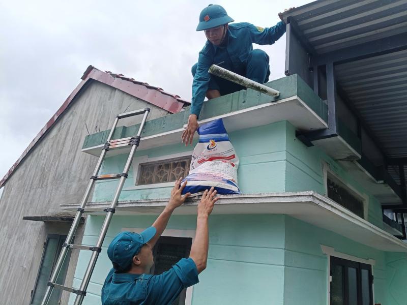 Đà Nẵng: Lực lượng vũ trang tổng lực ứng phó trước giờ bão Fengshen đổ bộ - Ảnh 5. Đà Nẵng: Lực lượng vũ trang tổng lực ứng phó trước giờ bão Fengshen đổ bộ - Ảnh 5.