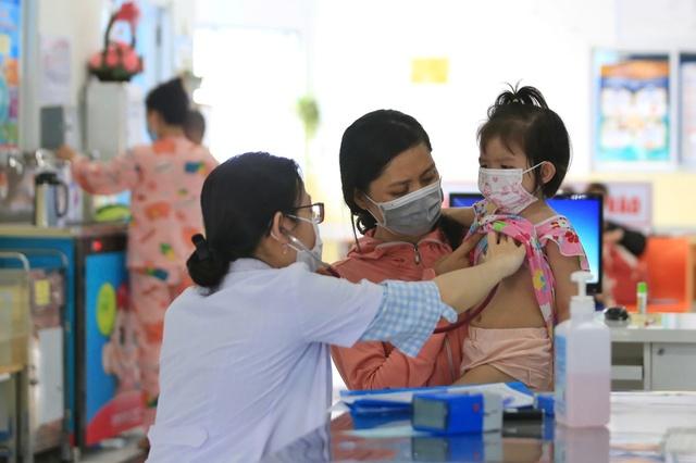 Đổi nơi đăng ký khám chữa bệnh bảo hiểm y tế ban đầu có mất phí không?- Ảnh 1.