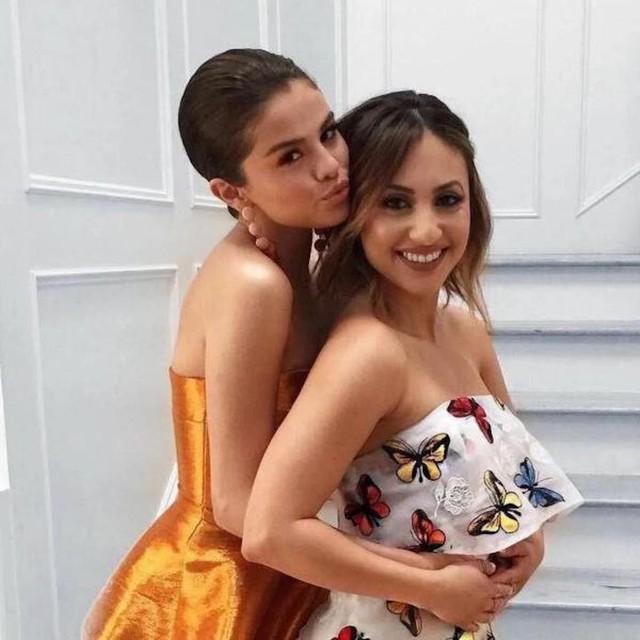 Selena Gomez quay lưng với người bạn từng hiến thận cho mình? - Ảnh 3.