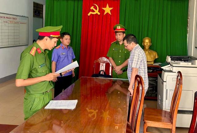 Vì sao 2 cựu giám đốc CDC và BVĐK Bình Thuận cũ bị bắt giam?- Ảnh 2.