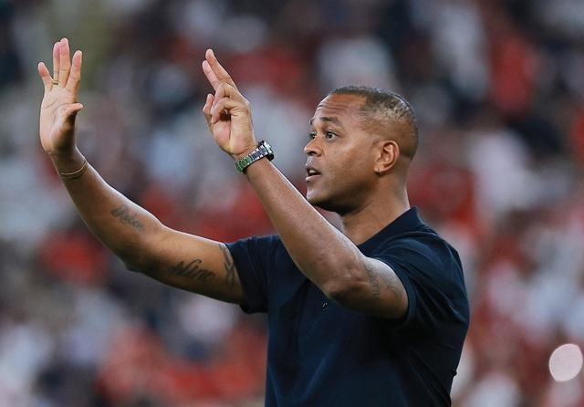 Lịch thi đấu đội tuyển Indonesia-Iraq mới nhất: Sinh tử giành vé World Cup, HLV Kluivert tung tuyệt chiêu?- Ảnh 2. Lịch thi đấu đội tuyển Indonesia-Iraq mới nhất: Sinh tử giành vé World Cup, HLV Kluivert tung tuyệt chiêu?- Ảnh 2.