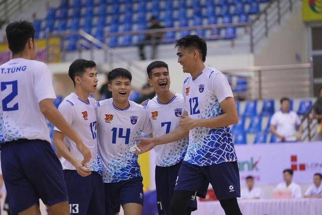 Lịch thi đấu chung kết bóng chuyền nam cực hấp dẫn hôm nay: Thể Công tìm lại hào quang- Ảnh 2. Lịch thi đấu chung kết bóng chuyền nam cực hấp dẫn hôm nay: Thể Công tìm lại hào quang- Ảnh 2.