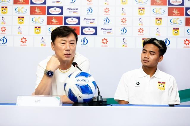 HLV Lào tuyên bố sẽ khiến Malaysia 'sốc', đội trưởng Bounphachan nhắc đến 7 cầu thủ bị FIFA treo giò- Ảnh 1.