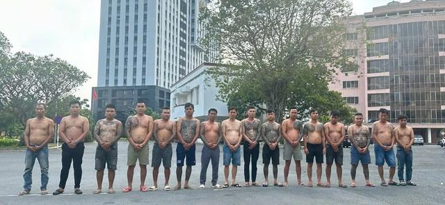 Phá án thần tốc: Bắt bà trùm cung cấp súng cho 'xã hội đen'- Ảnh 3. Phá án thần tốc: Bắt bà trùm cung cấp súng cho 'xã hội đen'- Ảnh 3.