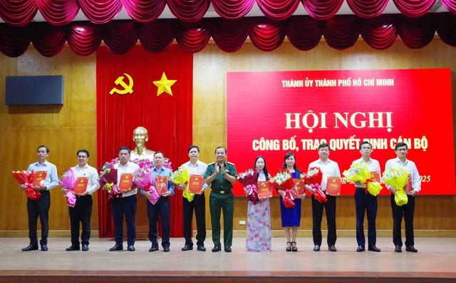 Chỉ định cán bộ xã, phường, đặc khu tham gia Đảng bộ Bộ đội Biên phòng- Ảnh 1. Chỉ định cán bộ xã, phường, đặc khu tham gia Đảng bộ Bộ đội Biên phòng- Ảnh 1.