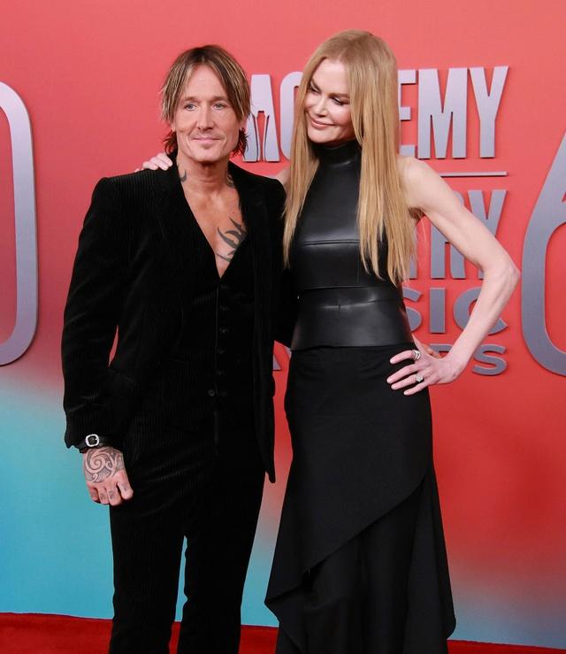 Keith Urban chia tay Nicole Kidman do có tình mới trẻ đẹp hơn? - Ảnh 1.