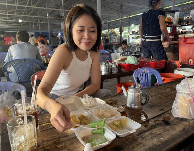 Cầm 100 . 000 Đồng trải nghiệm chợ chồm hổm ở Vị Thanh lúc 3 giờ sáng - Ảnh 8.