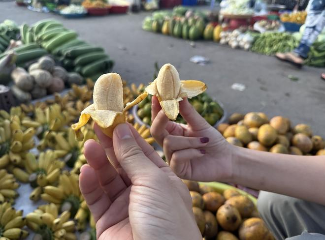 Cầm 100 . 000 Đồng trải nghiệm chợ chồm hổm ở Vị Thanh lúc 3 giờ sáng - Ảnh 6.