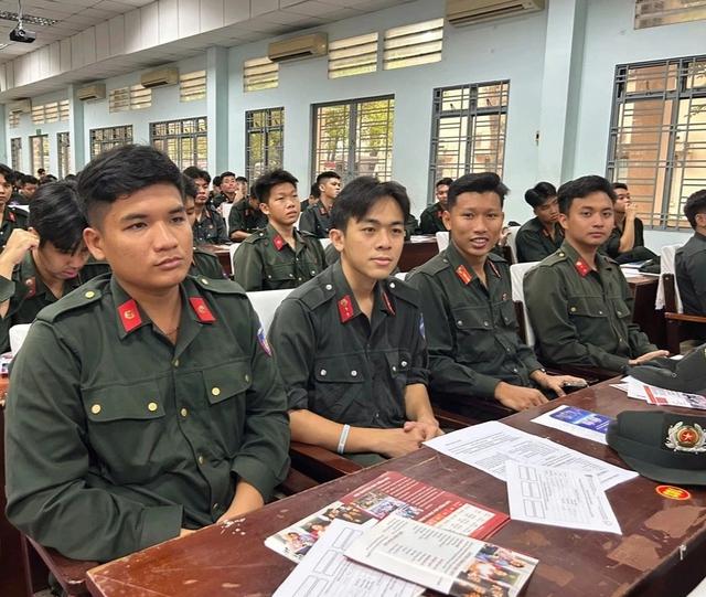 Hàng loạt việc làm lương từ 20 triệu đồng/tháng đang cần tuyển gấp- Ảnh 5.