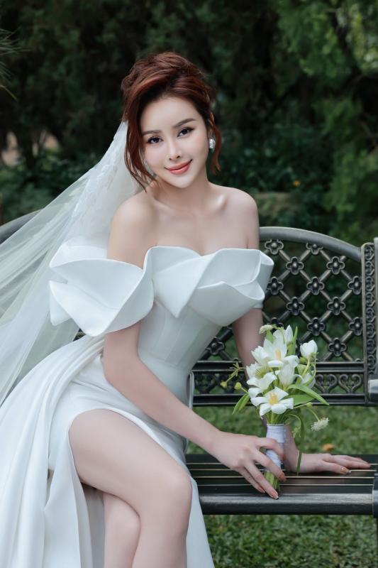 Nhan sắc 'Hoa hậu Điện ảnh 2016' - Sella Trương ra sao sau 9 năm?  - Ảnh 2.