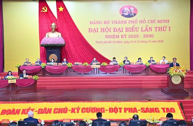 Đại hội Đảng bộ TP.HCM: Bí thư Trần Lưu Quang nêu 2 nội dung quan trọng - Ảnh 2.