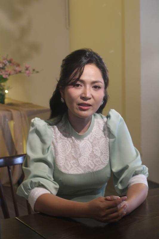 Duyên Quỳnh làm rõ tin đồn tình cảm với nhạc sĩ 'Viết tiếp câu chuyện hòa bình'- Ảnh 3. Duyên Quỳnh làm rõ tin đồn tình cảm với nhạc sĩ 'Viết tiếp câu chuyện hòa bình'- Ảnh 3.