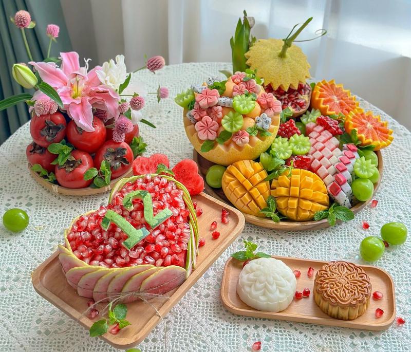 Mẹ đảm làm mâm cỗ Trung thu đẹp mê, dân mạng nhiệt tình xin bí quyết  - Ảnh 2.