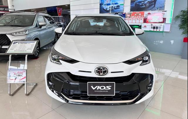 Chạy đua ưu đãi, xe sedan hạng B dưới 600 triệu tại Việt Nam 'đại hạ giá' - Ảnh 1.