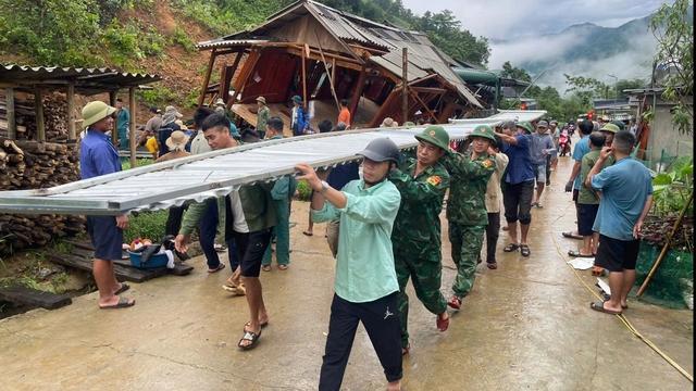 Hai vợ chồng tử vong trong vụ sạt lở núi ở Thanh Hóa - Ảnh 2. Hai vợ chồng tử vong trong vụ sạt lở núi ở Thanh Hóa - Ảnh 2.