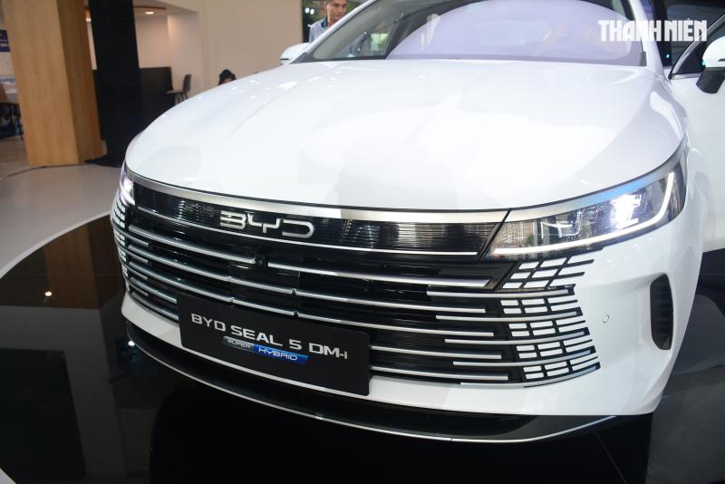 BYD Seal 5 có gì để hấp dẫn khách hàng Việt Nam vốn đang 'chán' xe sedan? - Ảnh 4.