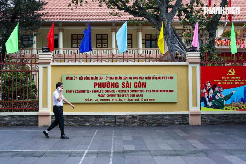 Độc đáo trụ sở UBND phường Sài Gòn cổ hơn nhà thờ Đức Bà ở TP.HCM- Ảnh 2.