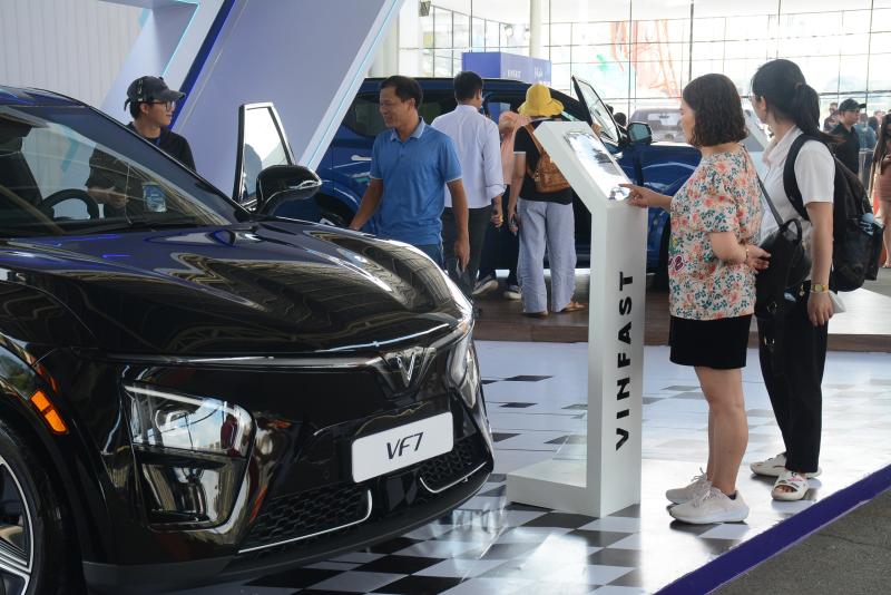 Thị trường hết 'rầu' vì tháng Ngâu, xe nhập khẩu hút khách hơn ô tô 'nội' - Ảnh 3.