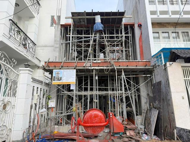 Vụ khổ với giấy phép xây dựng: Phường đã yêu cầu nộp hồ sơ miễn giấy phép - Ảnh 1.