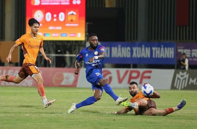 Không thắng trận này, HAGL đừng nghĩ chuyện trụ hạng V-League!- Ảnh 1. Không thắng trận này, HAGL đừng nghĩ chuyện trụ hạng V-League!- Ảnh 1.