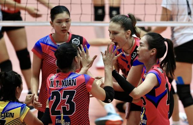 Bảng xếp hạng giải bóng chuyền vô địch quốc gia mới nhất hôm nay: Kịch tính- Ảnh 1. Bảng xếp hạng giải bóng chuyền vô địch quốc gia mới nhất hôm nay: Kịch tính- Ảnh 1.