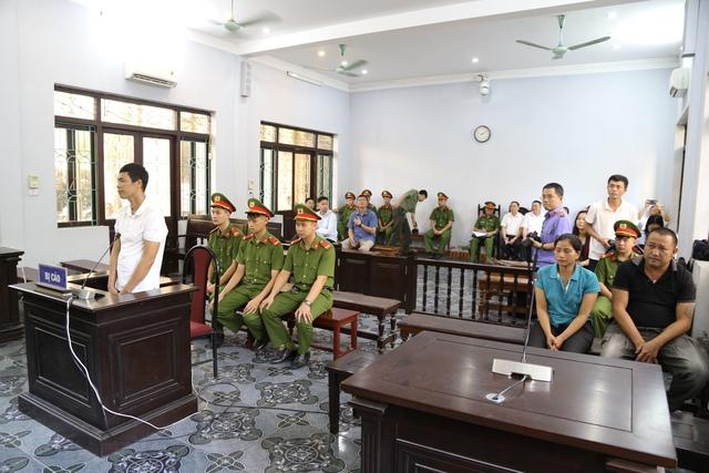 Bán gà lôi trắng lãnh 6 năm tù: Viện KSND đề nghị miễn trách nhiệm hình sự- Ảnh 3. Bán gà lôi trắng lãnh 6 năm tù: Viện KSND đề nghị miễn trách nhiệm hình sự- Ảnh 3.